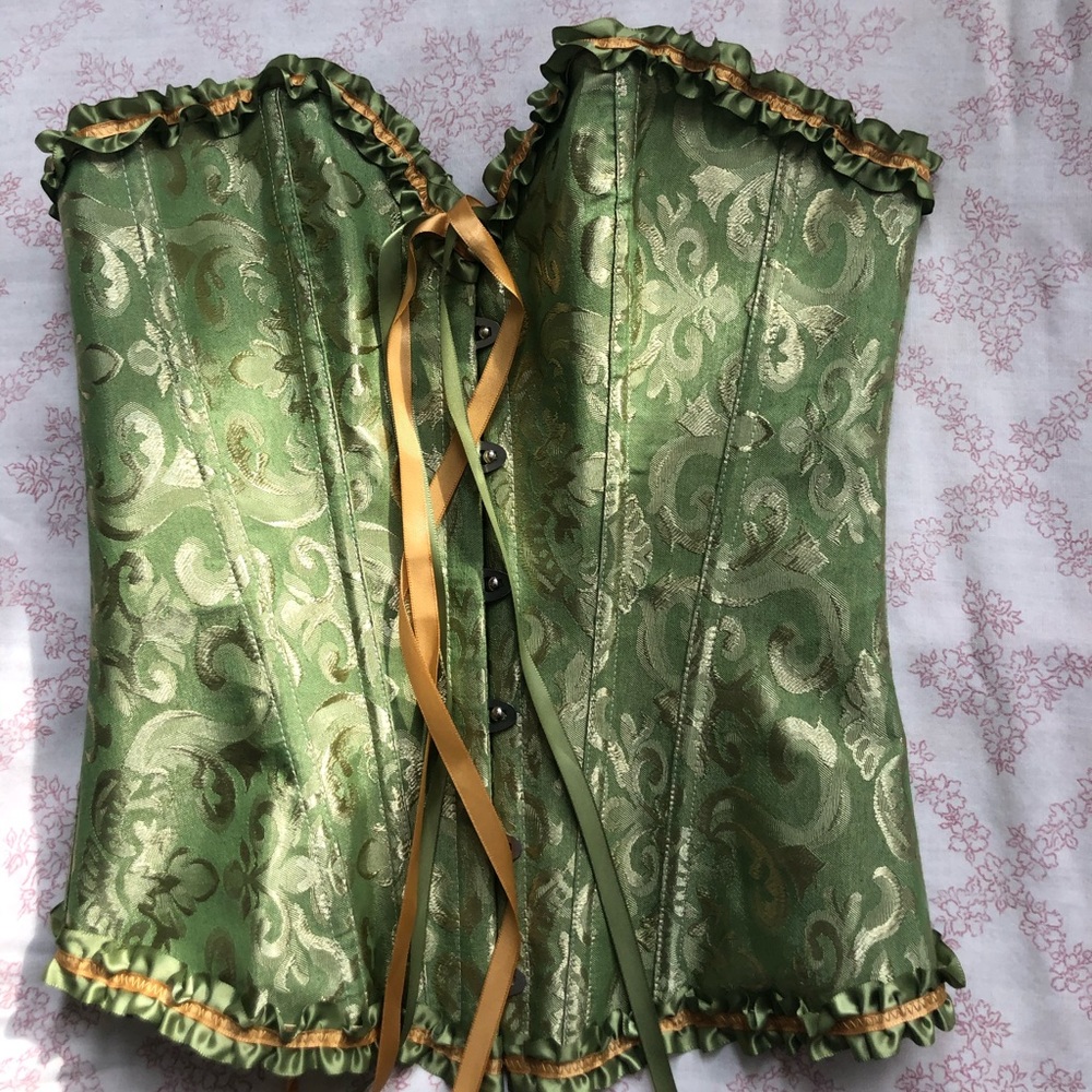 green corset